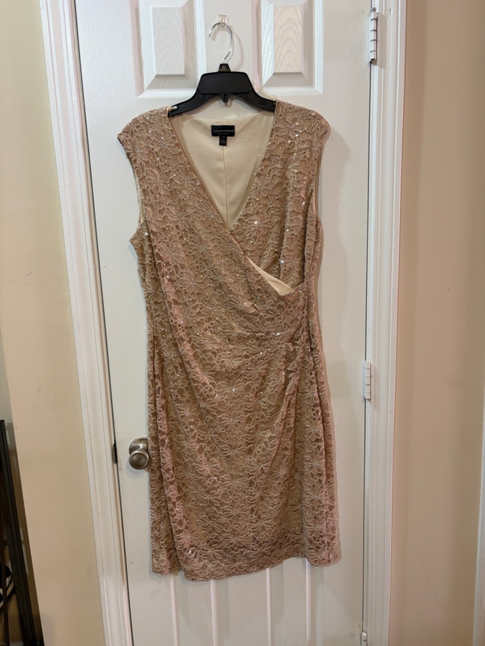 Sleeveless Lace Surplice Cocktail Dress in Champagne